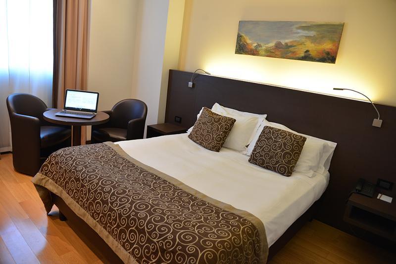 Hotel Diamante Alessandria Esterno foto